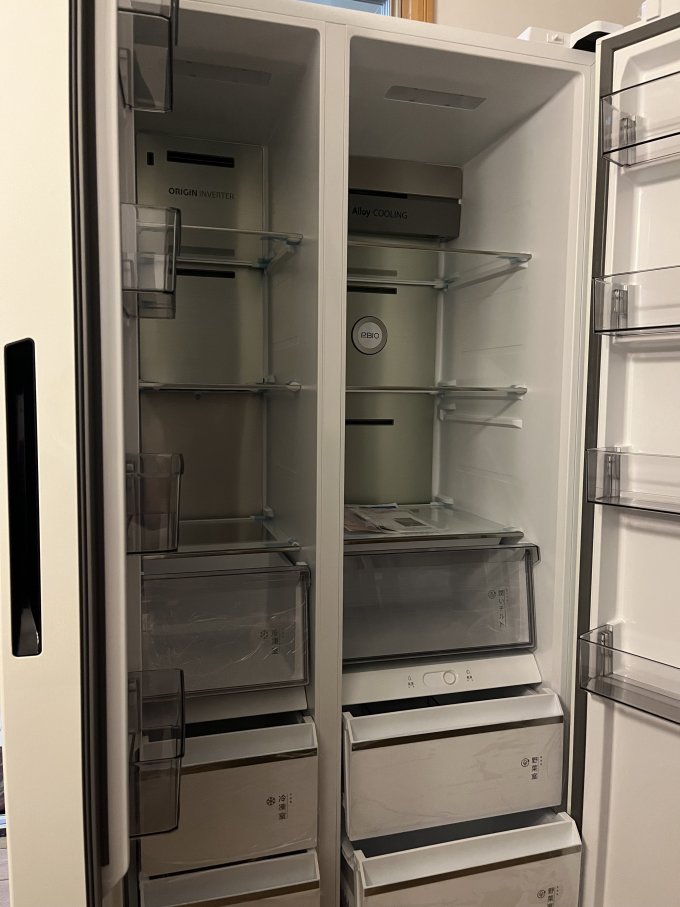 东芝对开门冰箱