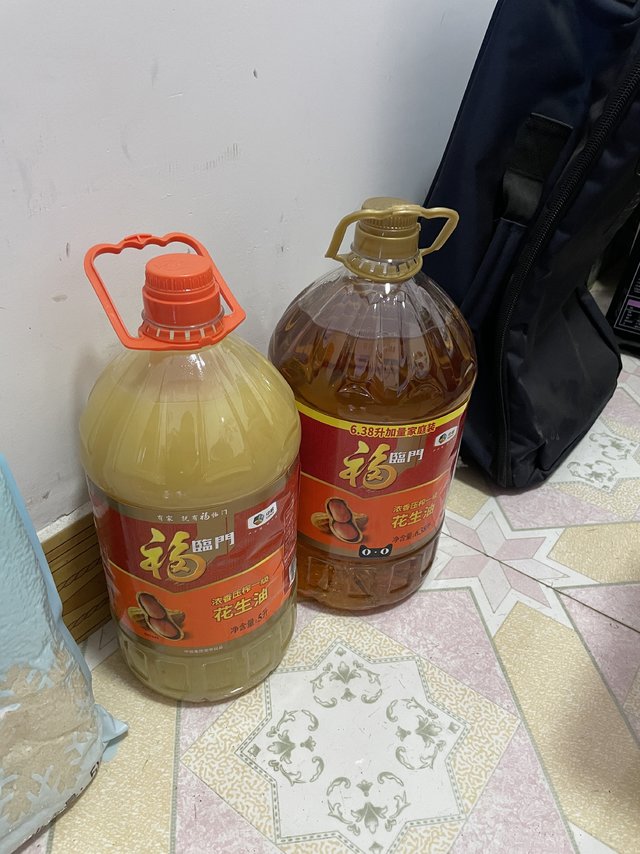 同是福临门花生油，为啥这个不凝结