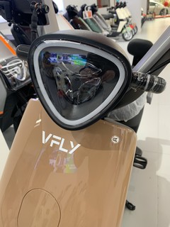 雅迪VFLY电动车Q90