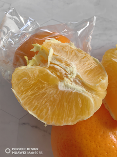 减脂期也要补充维C 橙子吃起来