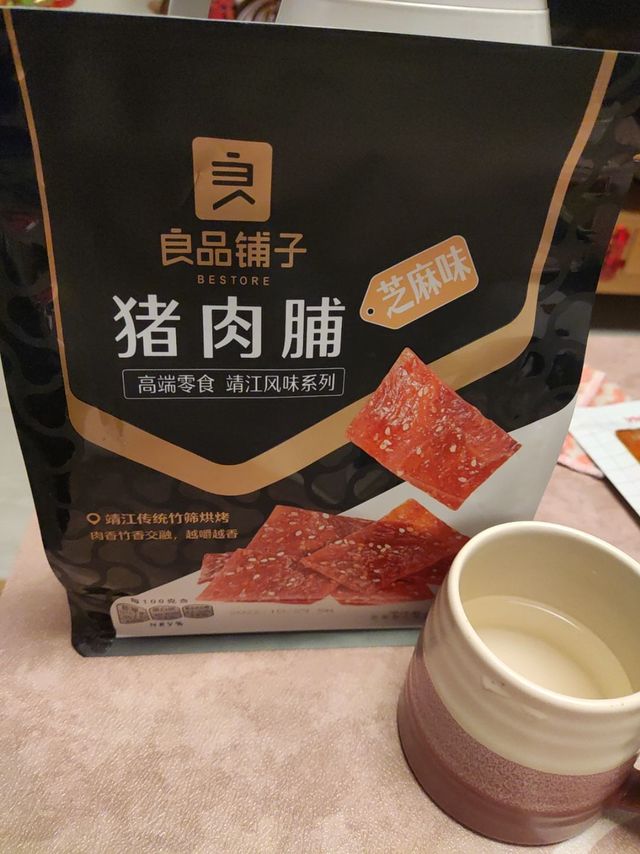 良品铺子猪肉铺