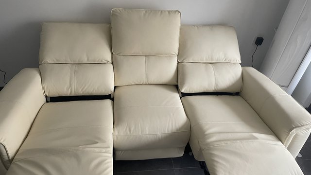 芝华仕这是偷工减料吧……