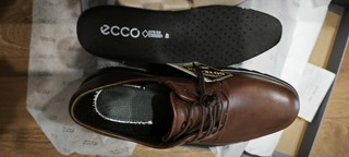 Ecco的防水透气鞋👟