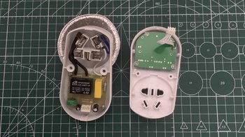 拆解 篇十七：拆解插座定时器更换电池教程