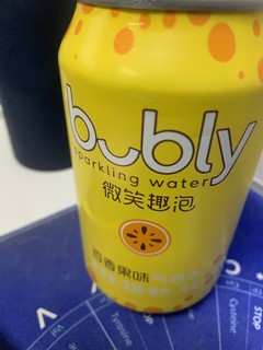 pepsi新出无糖bubly气泡水0糖0卡0脂