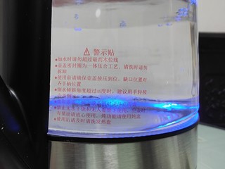 玻璃壶体加水很直观