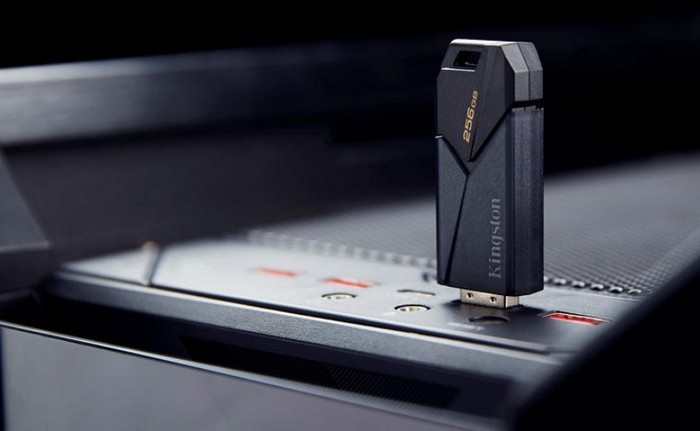 金士顿发布两款 U盘新品，无盖设计，USB-C可接手机，最高200MB/s读速
