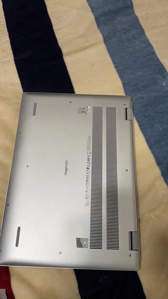 戴尔普通笔记本