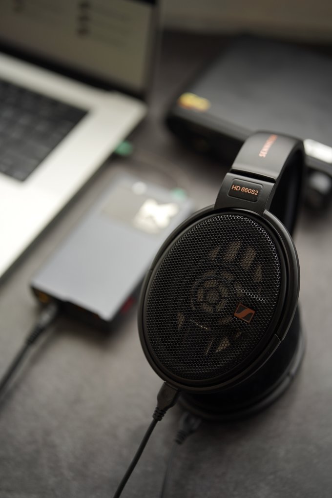 森海塞尔头戴式耳机怎么样 hd660s2,不那么森海的hd6系耳机_什么值得