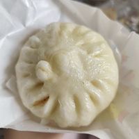 早饭吃两个大肉包能吃饱吗？