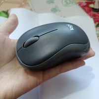 给笔记本电脑上配了一款全新的无线鼠标，用着还不错