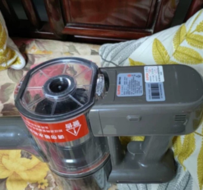 苏泊尔手持式吸尘器