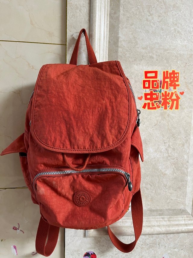 可以做妈咪包的kipling双肩包