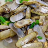 饮食文化 篇五：海蛏子应该怎么清洗？分享一种海蛏子的做法，好吃到停不下来。