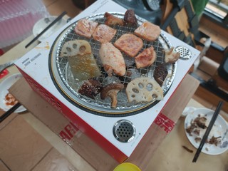 家庭 bbq 的乐趣