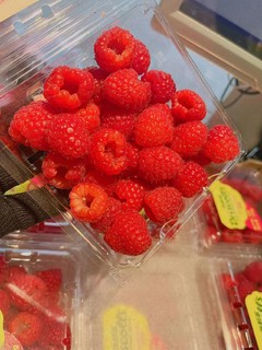 酸酸甜甜的怡颗莓红树莓