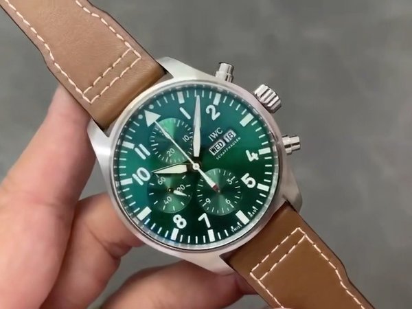 广州表开箱实物，帅气十足的飞行员小王子