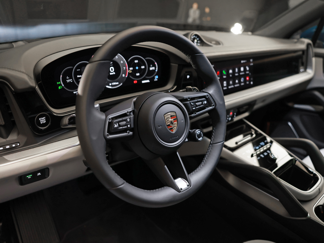 新款cayenne内饰发布,4月18日进行全球首秀