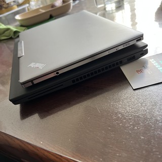 ThinkPad Z13行业版开箱