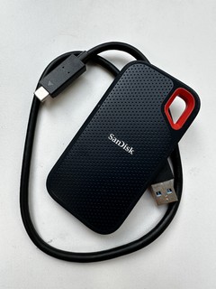 SanDisk 500GB 移动固态硬盘