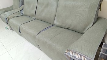 家居家装 篇十八：可坐可躺平，感觉很舒服，使用率很高的芝华仕科技布电动沙发。