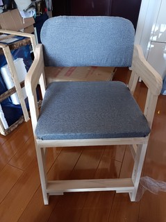 木制学生椅子
