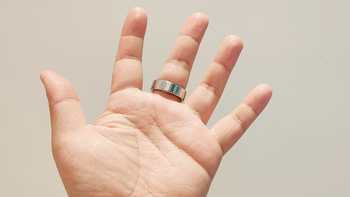 不喜欢带智能手环和智能手表咋办？可以试一下智能戒指（QuzzZ RING），小巧轻便很容易忘记它的存在！