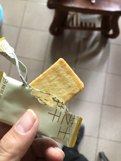 春季出游，这个芝士饼干真挺好吃的