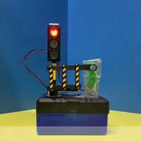 DIY拼装，智能控制红绿灯实验