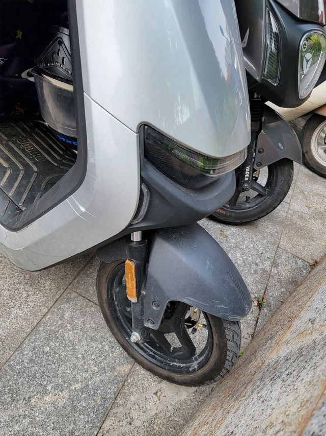 续航高达90KM，通勤买菜神车，非常值得一看