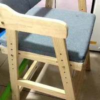 可调节高度的儿童布艺学习椅子