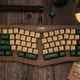 木韵盈怀，指间的心流律动：千元级木质Alice键盘——AMX60简评。