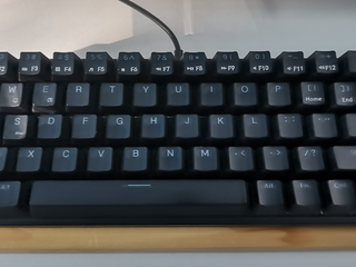 第一个机械键盘RK68
