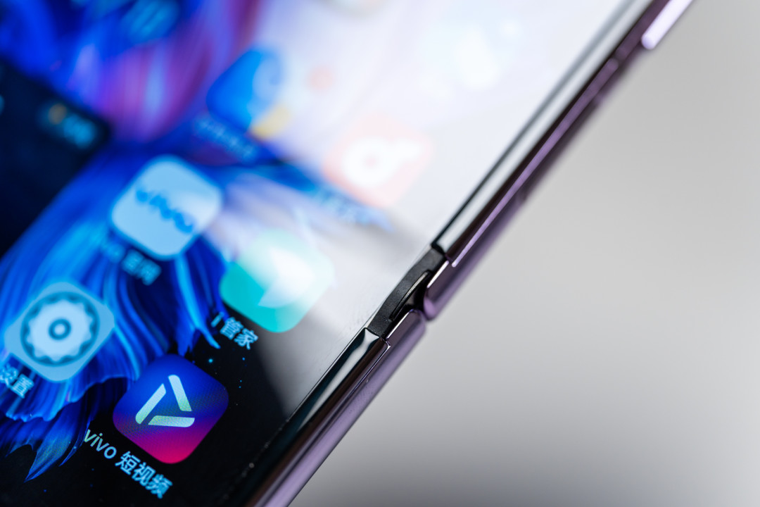 外置大屏,颜值至上,vivo x flip小折叠图赏