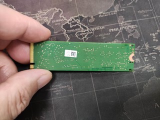 拆机的固态硬盘怎么处理？