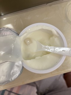 奶香浓郁，配料表干净，一款宝藏酸奶
