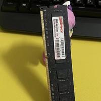 枭鲸DDR3 8g 只要30多，这不内存插满安排上？