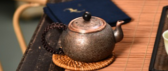 现代与古典的结合，一款跨时代的茶壶