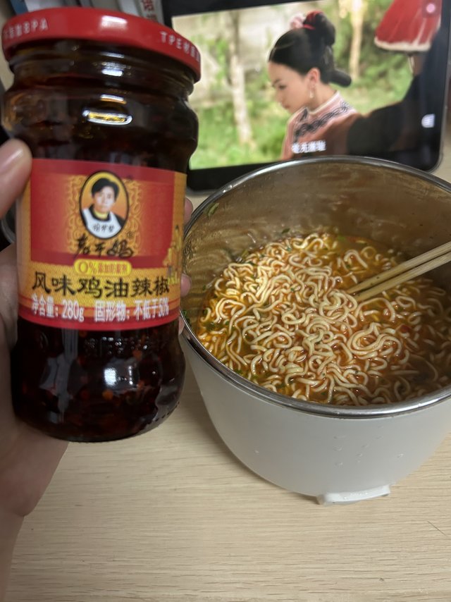 风味鸡和泡面也很般配噢