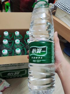 怡宝矿泉水