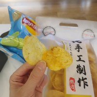 贵州土豆片VS大牌薯片，哪个很好吃