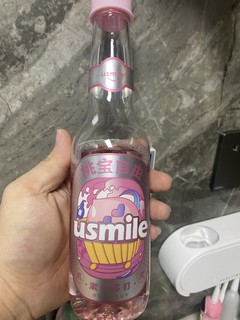 居然白得一瓶usmile的漱口水