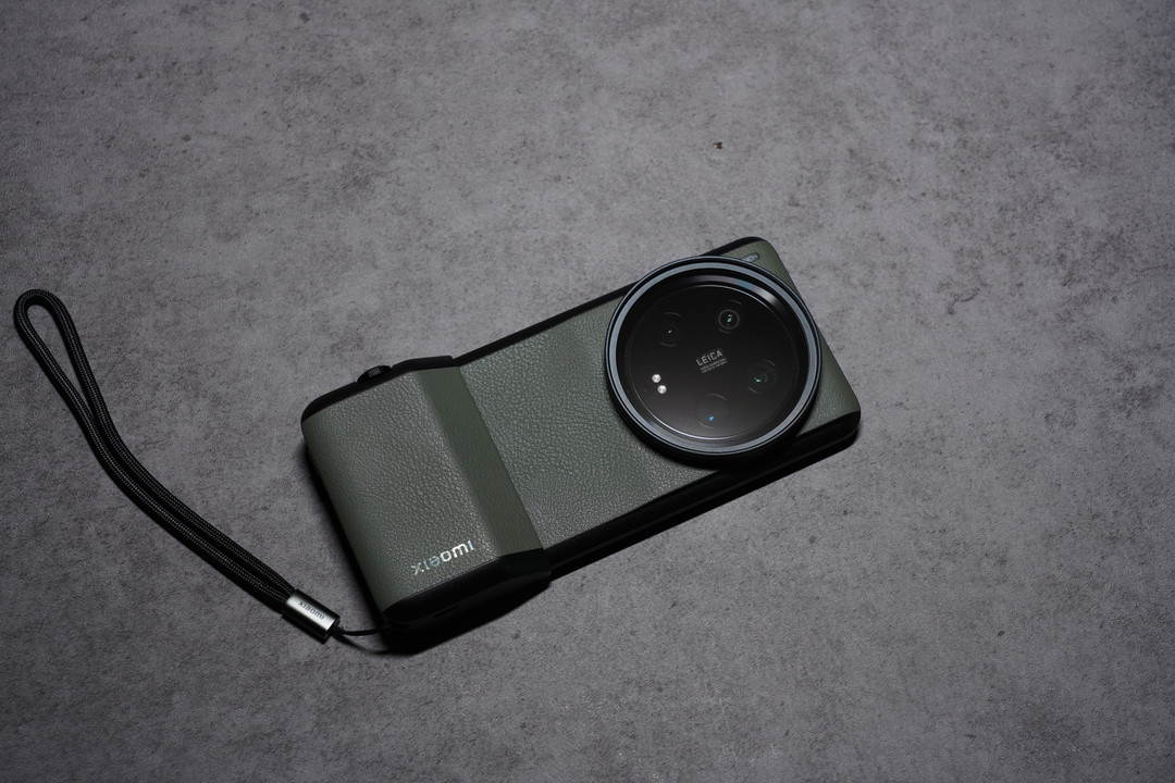 PhoneTalk：高端已成，全焦段无短板影像新旗舰丨小米 13 Ultra首发评测