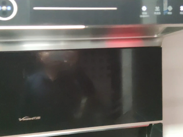 万和L855A油烟机，颜值与功能必须取舍。