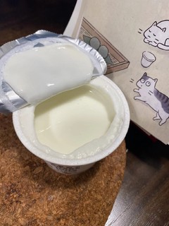 春日出游，奶油般顺滑的酸奶好吃到舔奶盖