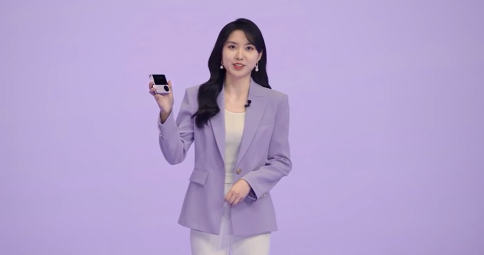 vivo X Flip 发布：“魔镜”大外屏、好看又能打，柔光化妆镜，骁龙8+