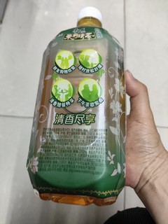 3.9元这一大瓶康师傅茉莉清茶