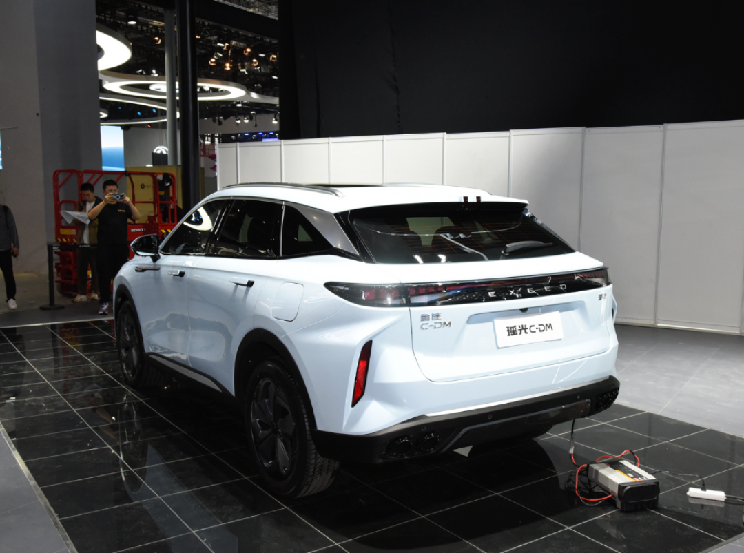 奇瑞第三代混动科技首发车型,瑶光c-dm亮相上海车展