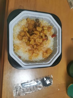 莫小仙自热米饭煲仔饭-好吃又方便