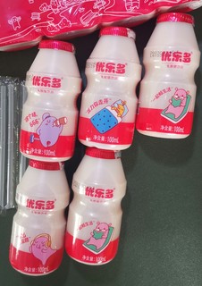买给小孩的酸奶，我小时根本喝不起啊！